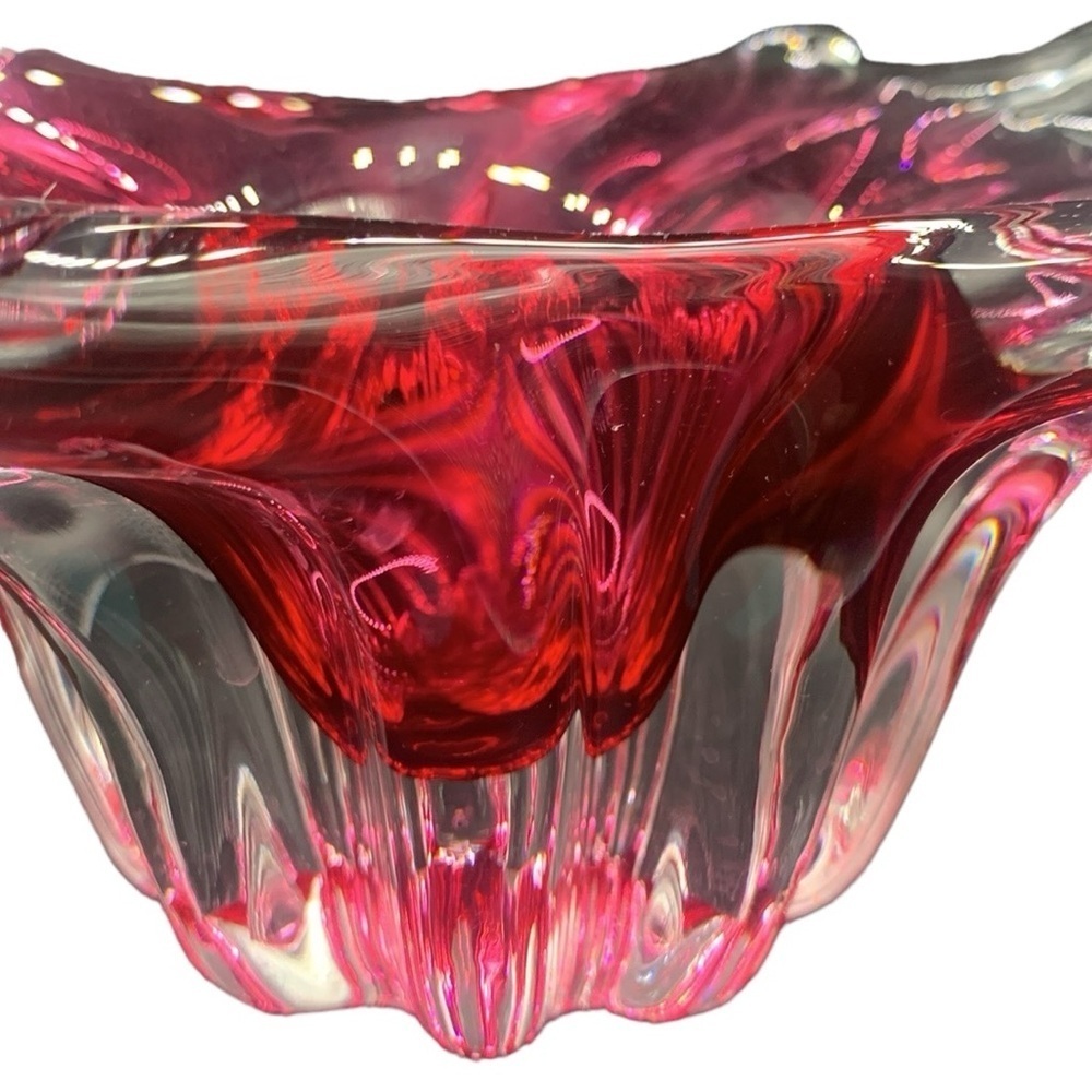Art Glass Vintage bowl, red/cranberry color, by Egermann, Czech Republic. - Picture 7 of 9